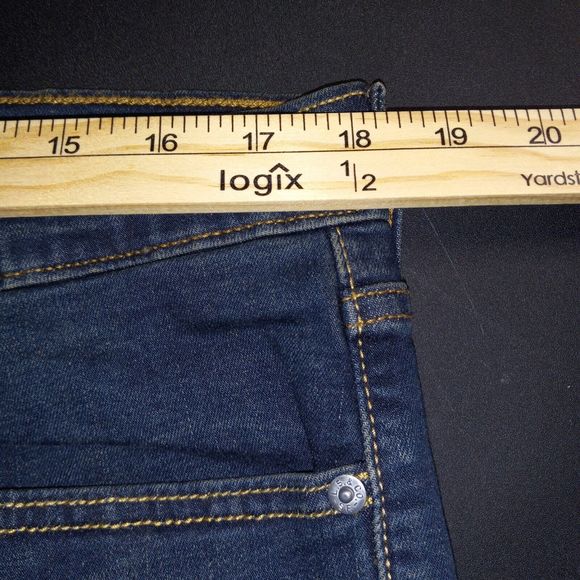 Signature Levi Strauss Jeans S51 Straight Size 36X34 (Actual 36X33.5") Dark Wash - Picture 13 of 15